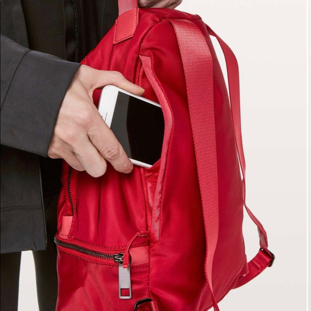 ❌SOLD❌Lululemon city adventurer backpack 10L - Picture 4 of 6